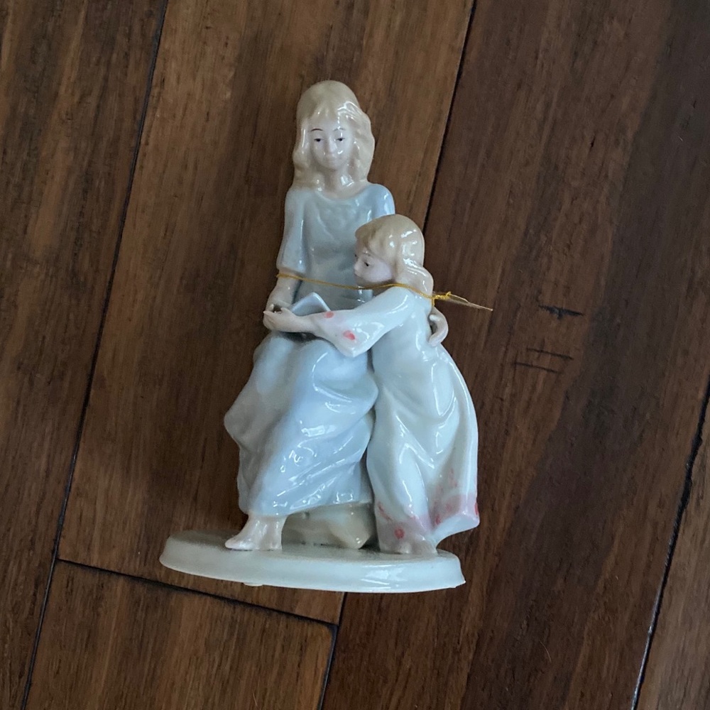 Paul Sebastian Once Upon a Time Figurine Daughter - Picture 3 of 13